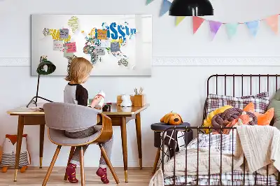 Magnetinė rašymo lenta su tekstiniu pasaulio žemėlapiu