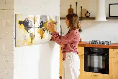 Magnetinė rašymo lenta pasaulio žemėlapio abstrakcija
