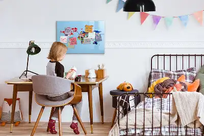 Magnetinė rašymo lenta su vėliavėlėmis