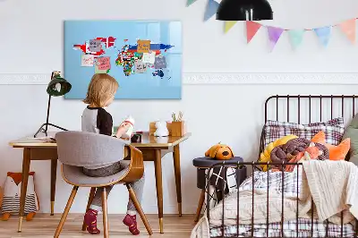 Magnetinė rašymo lenta su vėliavėlėmis