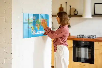 Magnetinė rašymo lenta su animacinio žemėlapio dizainu