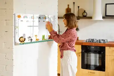 Magnetinė rašymo lenta su gyvūnų motyvais ir savaitės planuokliu