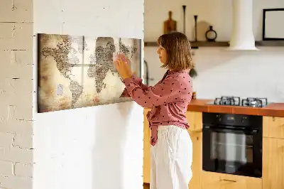 Magnetinė piešimo lenta su senojo pasaulio žemėlapio motyvais