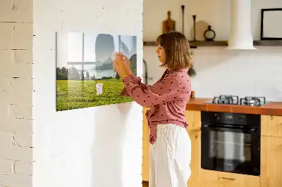 Magnetinė piešimo lenta su kalnų ir lygumų motyvu