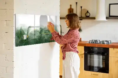 Magnetinė rašymo lenta su lapo abstrakcijos motyvu