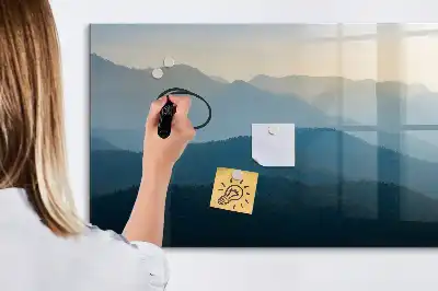 Magnetinė rašymo lenta su kraštovaizdžio abstrakcijos motyvu