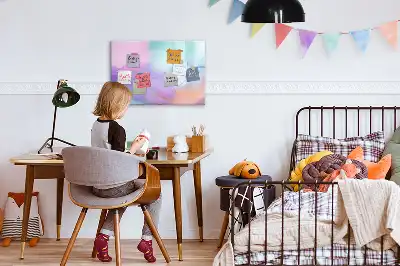 Magnetinė piešimo lenta su spalvingais elementais