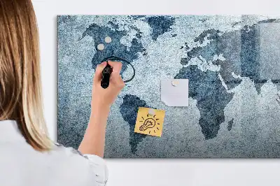 Magnetinė piešimo lenta su nupieštu pasaulio žemėlapio motyvu