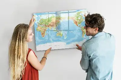 Magnetinė rašymo lenta su fiziniu pasaulio žemėlapiu