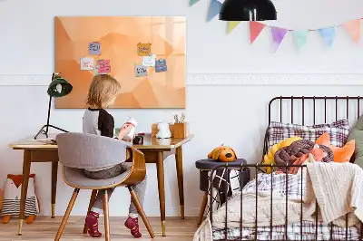 Magnetinė rašymo lenta trikampių abstrakcijos rašto