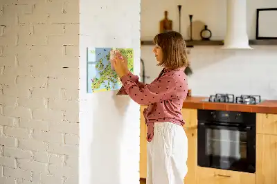 Magnetinė piešimo lenta su pasaulio žemėlapiu ir vėliavomis