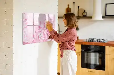 Magnetinė rašymo lenta su žydinčių gėlių raštu