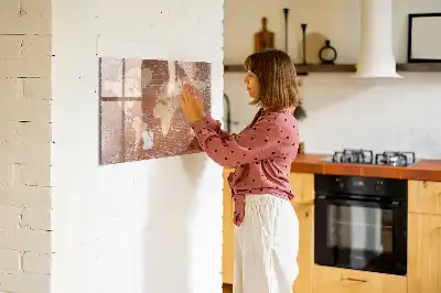 Magnetinė piešimo lenta-žemėlapis pasaulio žemėlapis ant plytų pagrindo