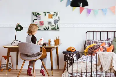 Magnetinė rašymo lenta su lapų rėmeliu