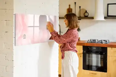 Magnetinė rašymo lenta išsiskleidusių rožių motyvu