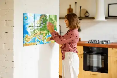 Magnetinė piešimo lenta su geografinio pasaulio žemėlapio motyvais