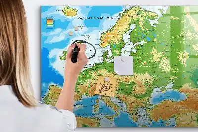 Magnetinė piešimo lenta su geografinio pasaulio žemėlapio motyvais