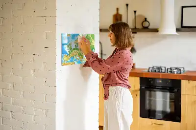 Magnetinė piešimo lenta su geografinio pasaulio žemėlapio motyvais