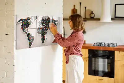 Magnetinė piešimo lenta su abstraktaus pasaulio žemėlapio motyvu