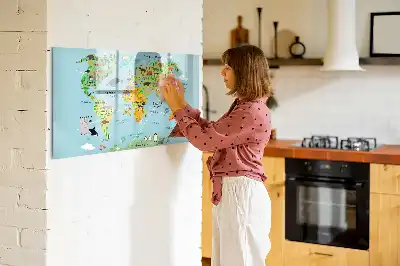 Magnetinė rašymo lenta pasaulio žemėlapis su gyvūnais