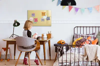 Magnetinė piešimo lenta kreminės spalvos