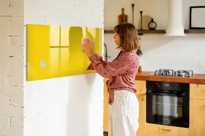 Magnetinė piešimo lenta šviesiai geltonos spalvos