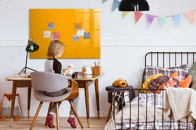 Magnetinė rašymo lenta auksinės geltonos spalvos