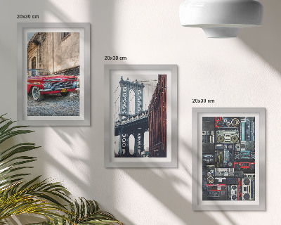 3 paveikslų rinkinys su rėmais Senas automobilis gatvėje netoli Bruklino tilto ir retro garso aparatūra