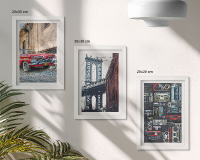 3 paveikslų rinkinys su rėmais Senas automobilis gatvėje netoli Bruklino tilto ir retro garso aparatūra