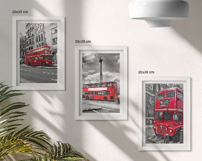 Įrėmintų paveikslų rinkinys Raudoni autobusai Londono miesto peizaže