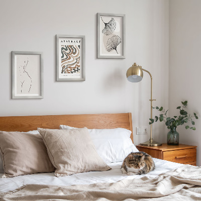 Įrėmintų paveikslų rinkinys Abstraktus moteriškų formų ir bohemiško stiliaus lapų plakatas