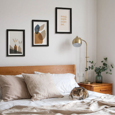 Įrėmintų paveikslų rinkinys Įtrauktos abstrakčios formos ir natūralūs akcentai