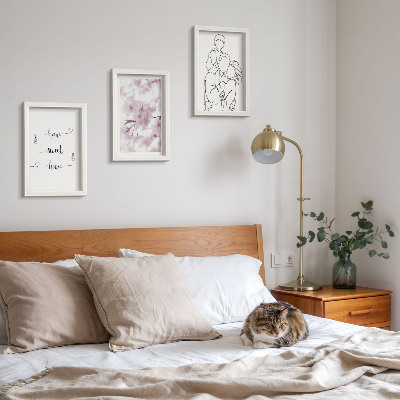 3 paveikslų rinkinys su rėmais Gėlės ir šeima minimalistiniame dizaine