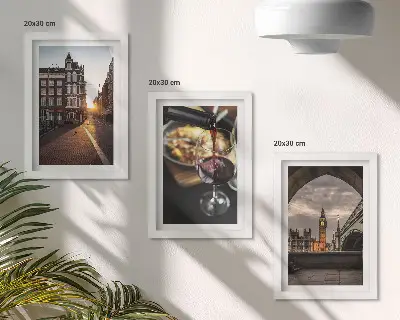 Įrėmintų paveikslų rinkinys su miesto, maisto ir Londono vaizdais