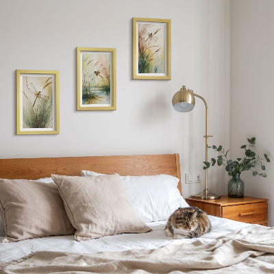 3 paveikslų rinkinys su rėmais Laumžirgiai tarp žolės prie vandens tapybišku stiliumi