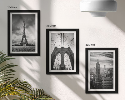 3 paveikslų rinkinys su rėmais Monochromatinių atspalvių bokštai ir tiltai