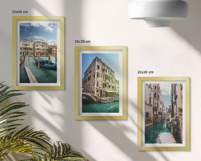 Įrėmintų paveikslų rinkinys Venecijos vaizdai su kanalais ir miesto architektūra