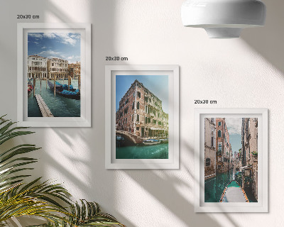 Įrėmintų paveikslų rinkinys Venecijos vaizdai su kanalais ir miesto architektūra