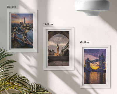 3 paveikslų rinkinys su rėmais Miesto vaizdai su tiltais ir laikrodžio bokštais