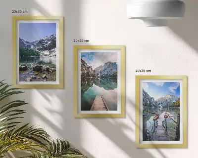 Įrėmintų paveikslų rinkinys kalnai ir ežerai su mediniais tiltais virš vandens