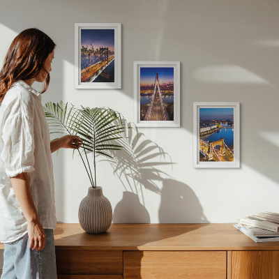 3 paveikslų rinkinys su rėmais Naktiniai miestų vaizdai su tiltais ir upėmis