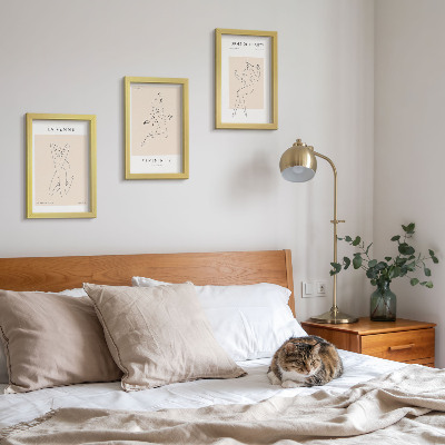 3 paveikslų rinkinys su rėmais Linijiniai moterų siluetai minimalistiniuose plakatuose