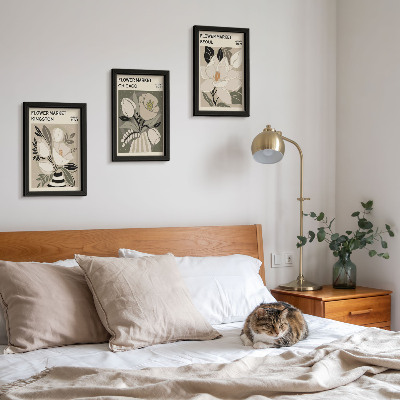 3 paveikslų rinkinys su rėmais Gėlės iš Kingstono, Čikagos ir Seulo turgų retro stiliumi