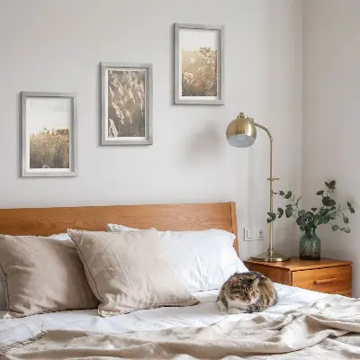3 paveikslų rinkinys su rėmais peizažas su žolėmis ir gėlėmis šiltų atspalvių