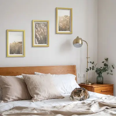 3 paveikslų rinkinys su rėmais peizažas su žolėmis ir gėlėmis šiltų atspalvių