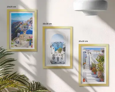Įrėmintų paveikslų rinkinys su Santorinio vaizdais ir graikų architektūra Oijoje