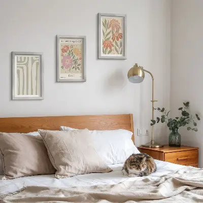 Įrėmintų paveikslų rinkinys su botaniniais motyvais Paryžiaus minimalizmo stiliumi