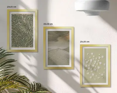 Įrėmintų paveikslų rinkinys su banguotais abstrakčiais raštais ir boho gėlėmis