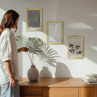 3 paveikslų rinkinys su rėmais Gėlių raštai ir minimalistinės linijos neutraliomis spalvomis