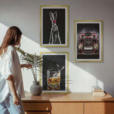 3 paveikslų rinkinys su rėmais Moterų kojos rožinio automobilio viskio
